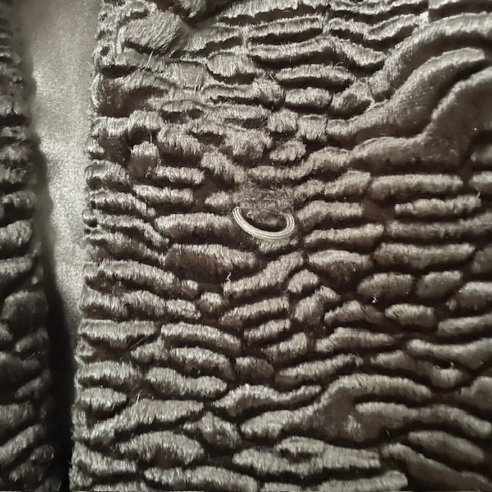 White House Black Market Faux Persian Lamb Coat Size Small - Picture 4 of 11